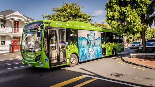 Činnosti v autobuse jsou trochu odlišné od těch v letadle